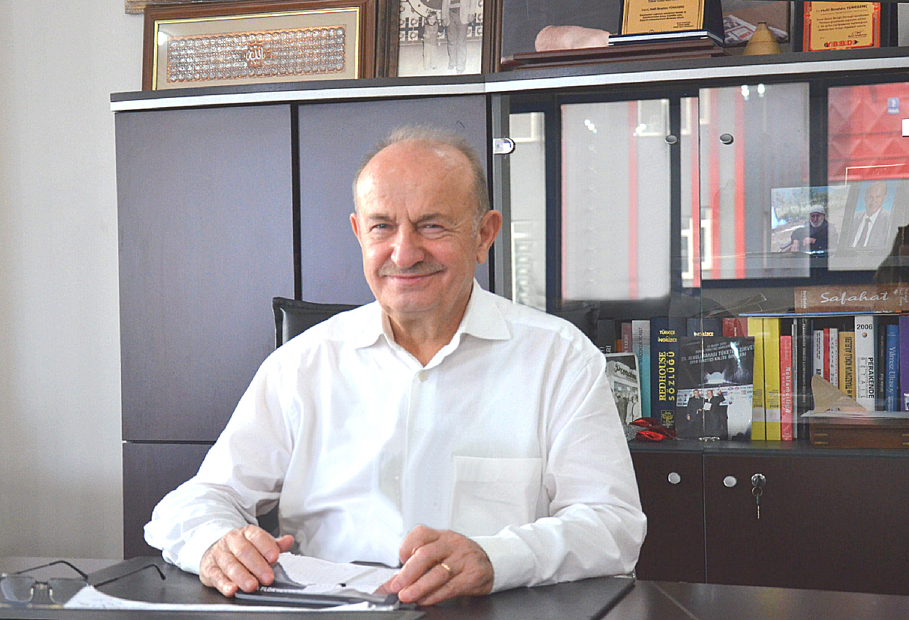 ‘’YARIM ASIRLIK TECRÜBEMİZLE MODAYI,KALİTEYİ, ZERAFETİ BİR ARAYA GETİRİYORUZ’’