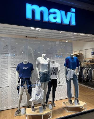 MAVİ’DEN MAĞAZA AĞINA YATIRIM: 2026’DA FİZİKSEL MAĞAZALARDA DÖNÜŞÜM SÜRÜYOR